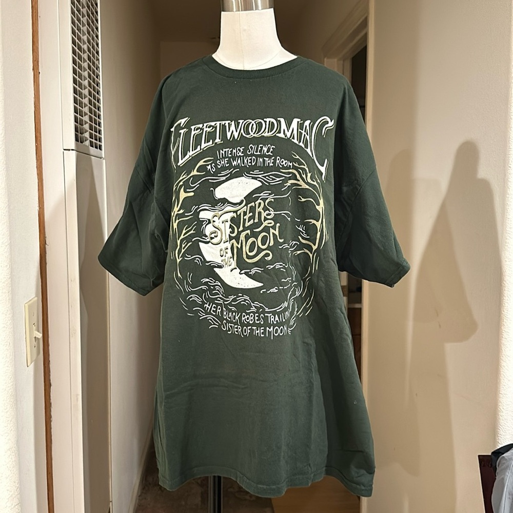 Fleetwood Mac graphic tee